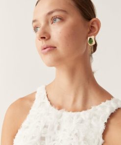Whiteandwear.shopf52692473a 2