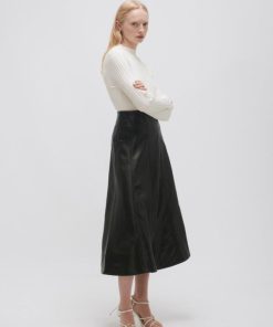 Whiteandwear.shopf7174b3ec2 3