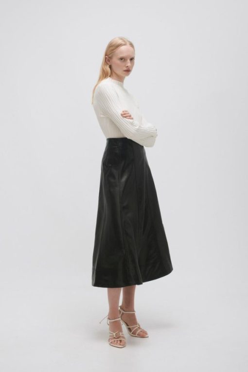 Whiteandwear.shopf7174b3ec2 3