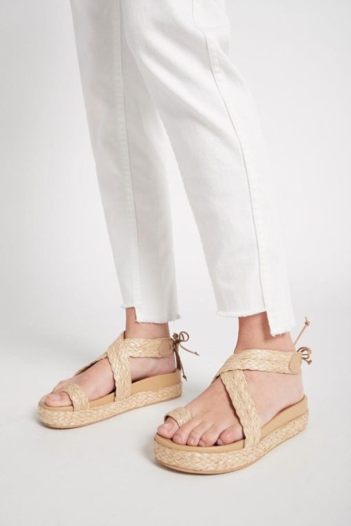 Whiteandwear.shopf79e759fe8 2