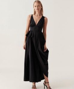 Whiteandwear.shopfd4974715e 3