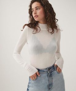 Whiteandwear.shopff067d1785 1